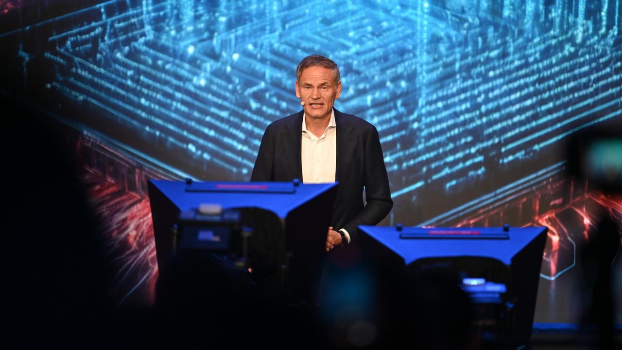 VW-Chef Blume zweifelt an Verbrenner-Aus bis 2035