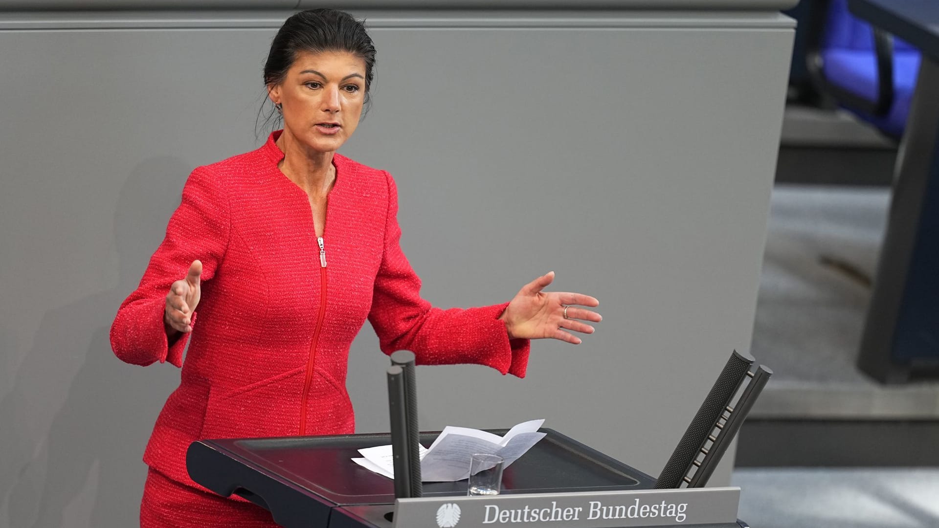 Bundestag - Sondersitzung zur Grundgesetzänderung