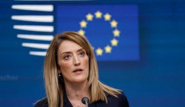 EU-Parlaments-Chefin Metsola soll bei Abschlussarbeit kopierr haben | Politik
