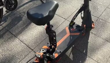 Auf diesem E-Scooter mit Tempo 65 durch Berlin: Polizei stoppt Kind | Regional
