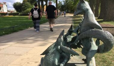 Warum diese Skulpturen am Ufer der Müritz verschwunden sind
