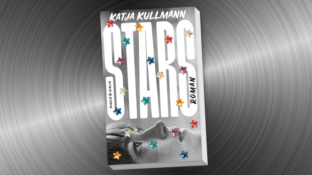 "Stars": Katja Kullmanns Roman über kosmische Wendungen | NDR.de - Kultur - Buch