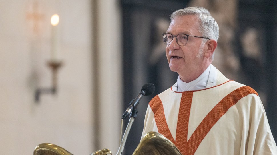 und-Leben.de - Antonius Hamers: Priesterdienst ist geistliche Wurzel sozialen Engagements