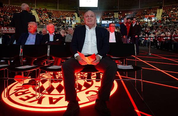 München | Hoeneß: FC Bayern fehlt das Geld für Wirtz-Transfer