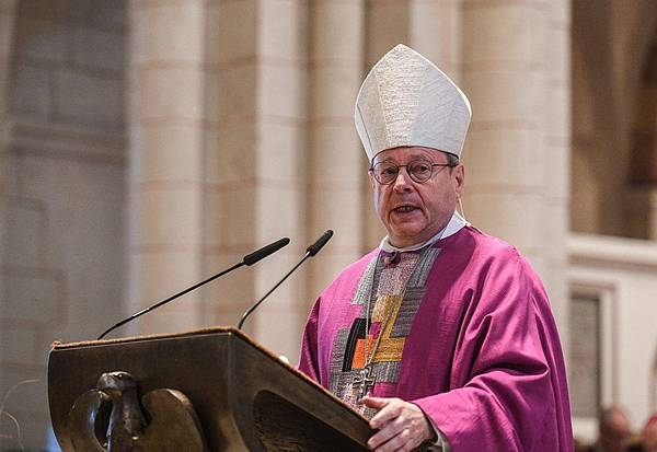 Bonn | Bätzing: Kirche verliert «großen Papst»