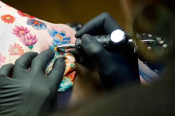 Düsseldorf/Berlin | Erster Tattoo-Termin? So sieht eine gute Vorbereitung aus