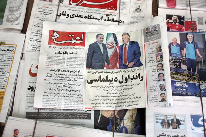 Gespräche in Oman.
