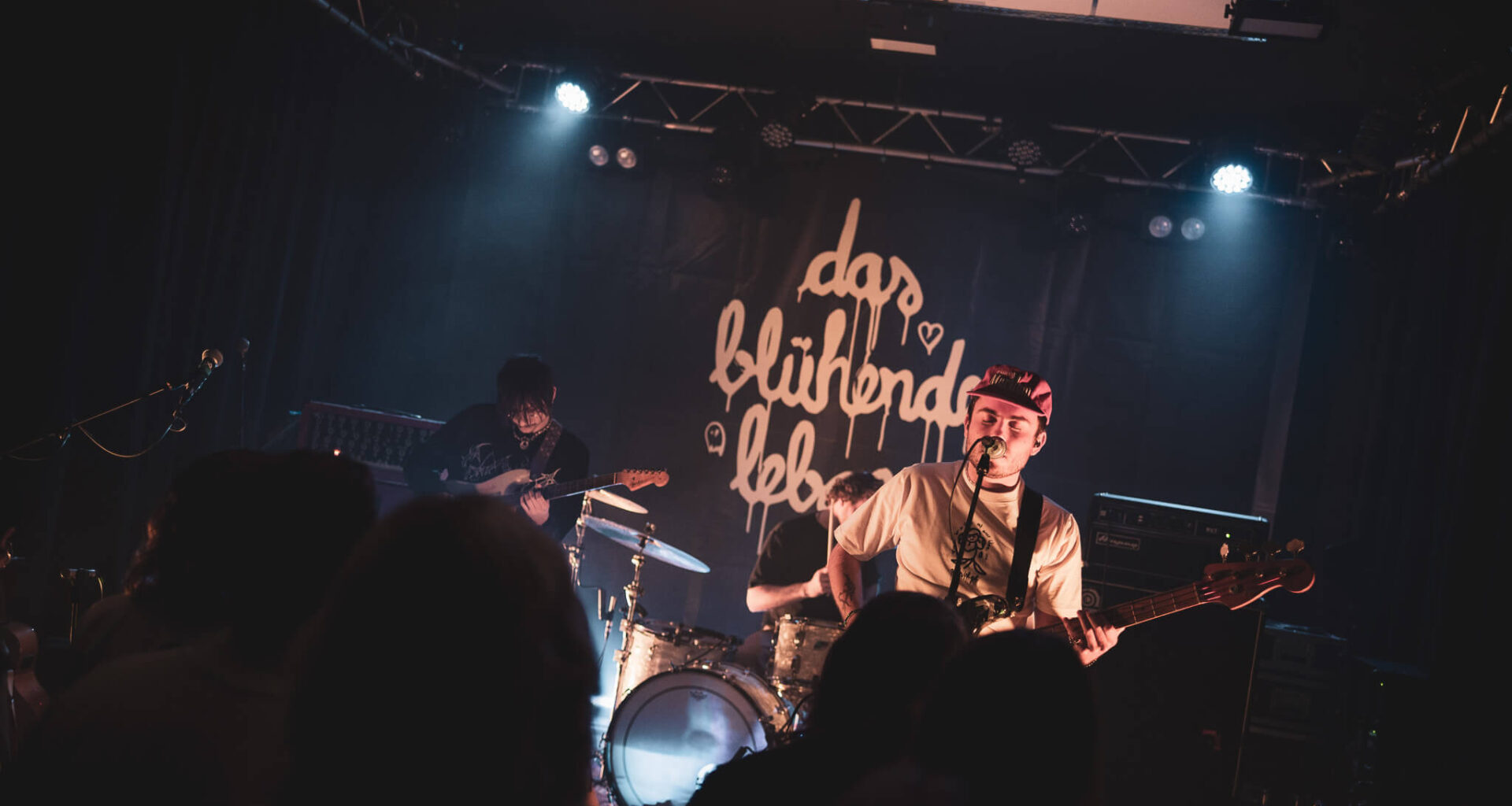 das blühende leben am 05. April 2025 in der Hebebühne in Hamburg