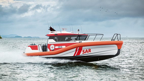 Eine Computergrafik zeigt, wie der neue Prototyp der Seenotrettungsboot-Klasse der DGzRS aussehen soll. © DGzRS Foto: Rendering: R2 Marine