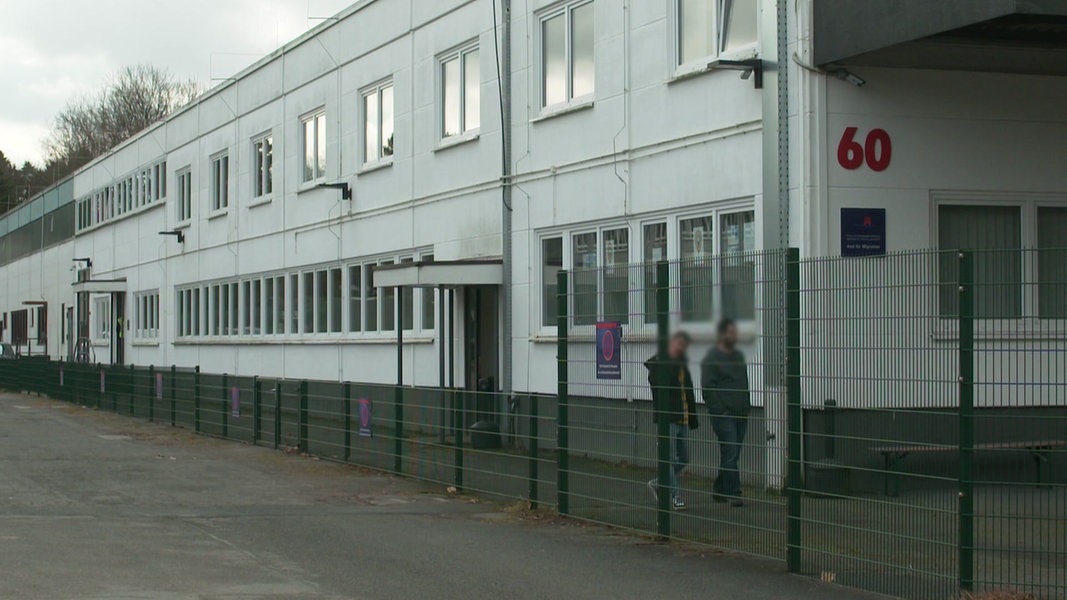 Abschiebezentrum in Rahlstedt: Dublin-Modell vor rechtlicher Klärung | NDR.de - Nachrichten