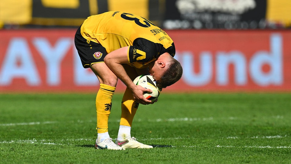 3. Liga: Rotation und Pfiffe am Geburtstag - Dynamo Dresden verliert im Aufstiegs-Schneckenrennen