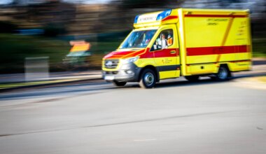 Bremen - 14-Jähriger von Auto erfasst und schwer verletzt - Panorama