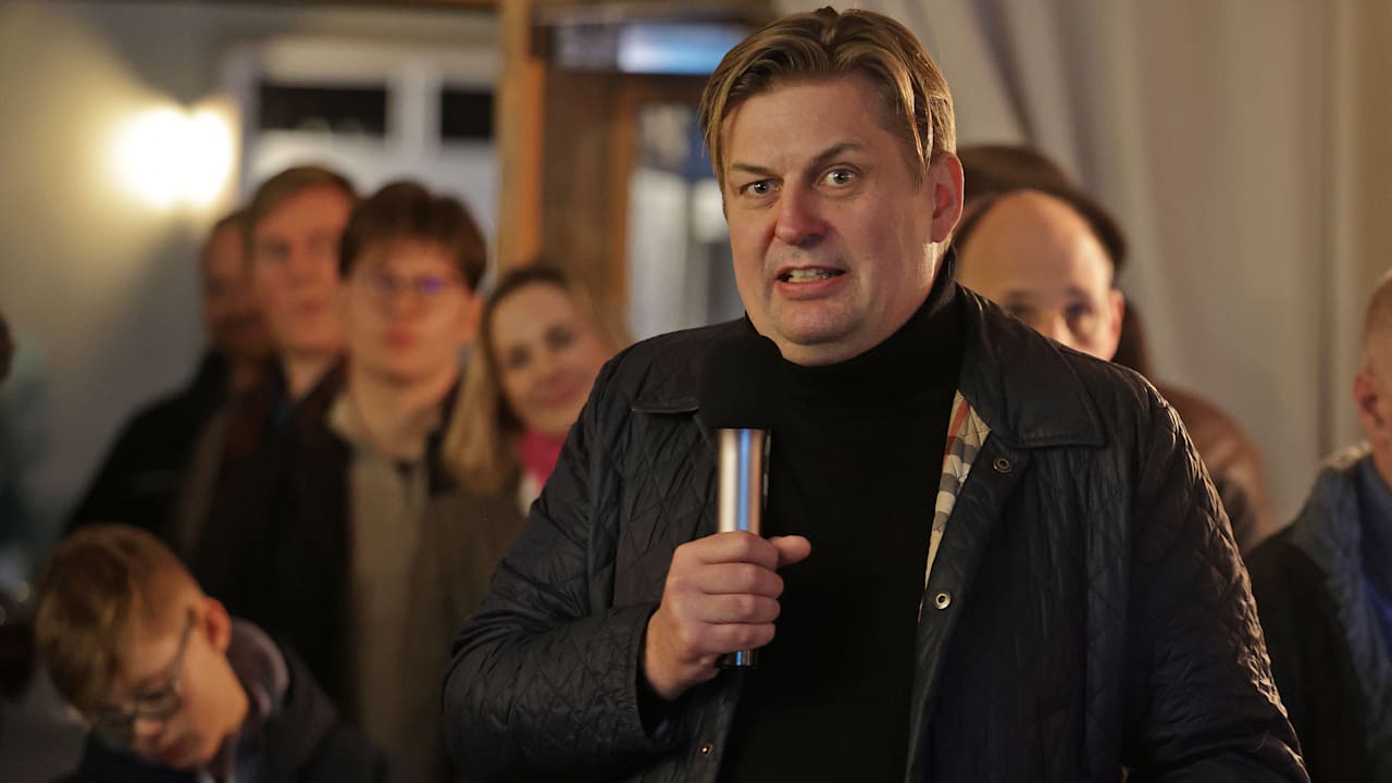 Bistum Passau: Pfarrer feuert Ministrant wegen Foto mit AfD-Krah | News