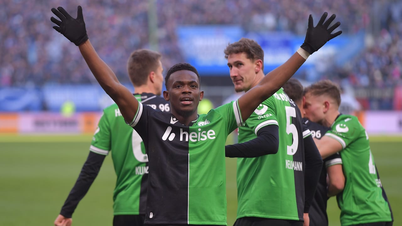 Hannover 96: Zu hohe Erwartungen? 96-Star kämpft gegen Traumtor-Fluch | Sport