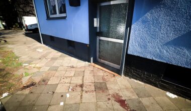 Messermord in Gelsenkirchen: Mann (44) verblutet im Hausflur | Regional