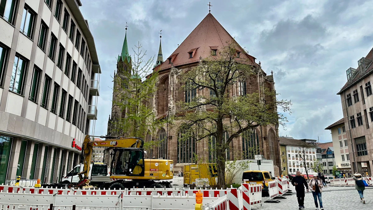 Es wird grün: Nürnberg pflanzt Bäume in der Altstadt - ob das Markus Söder gefällt? - Bayern