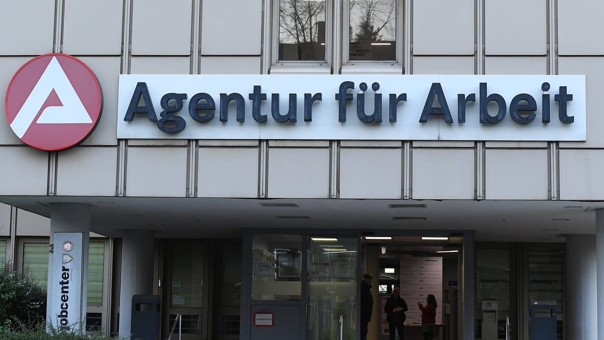 Arbeitslosigkeit sinkt nur minimal – Lage angespannt