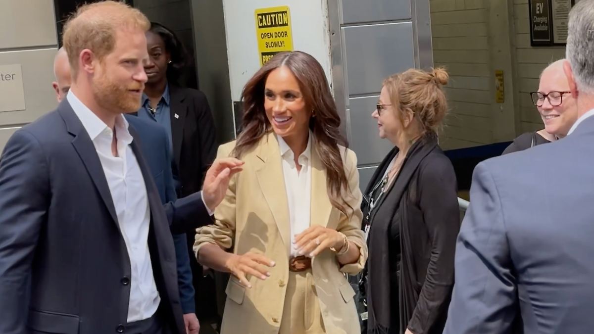 Taylor Swift ist bescheidener: Harry und Meghan sorgen mit Security-Team für Wirbel