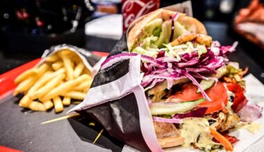 YouTuber "Holle21614" eröffnet Döner-Imbiss mit 1-Cent-Aktion