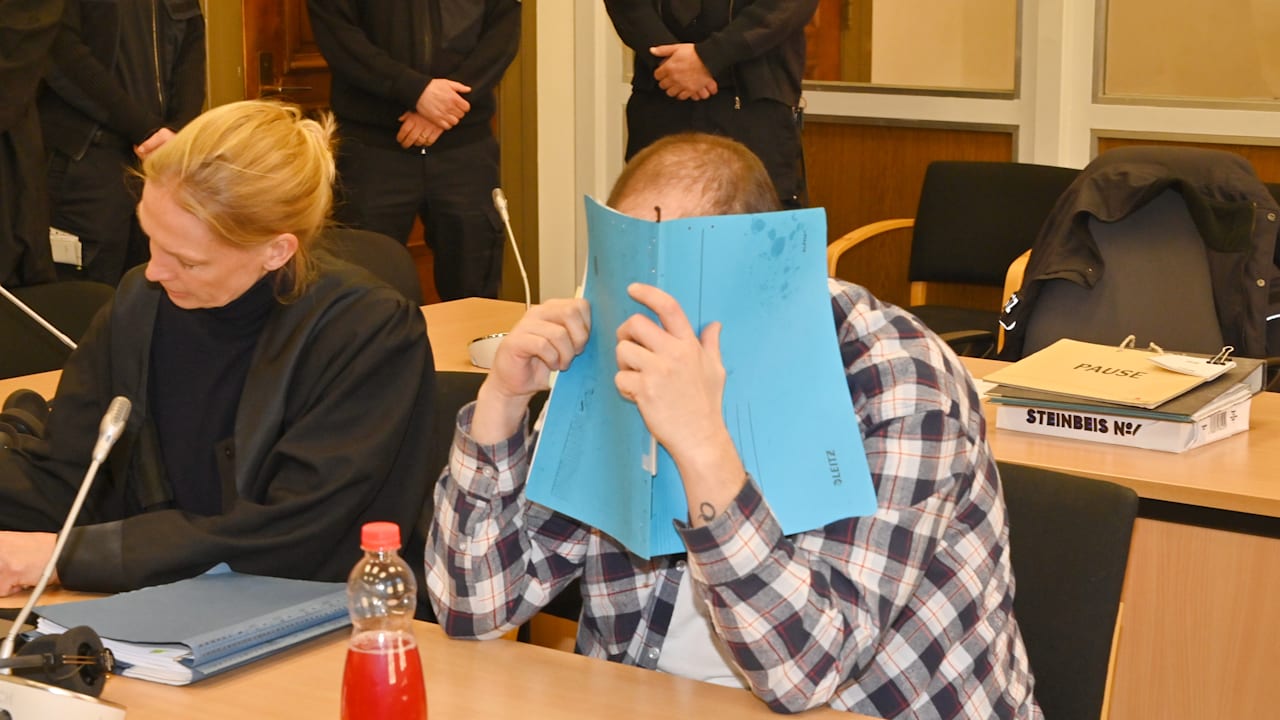 Prozess um 2,5 Tonnen Drogen: Kokain in Bananen-Attrappen geschmuggelt | Regional