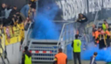Fußball: Rauchbombe mit Fernzünder vor Dynamo Dresden-Block | Sport