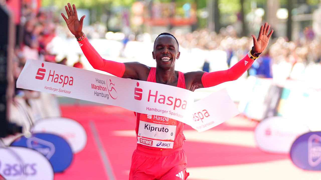 Rekord beim Hamburg-Marathon: Sieger teilt Geld und Zimmer | Sport