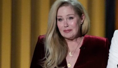 Christina Applegate gibt den Tod ihres Vaters bekannt