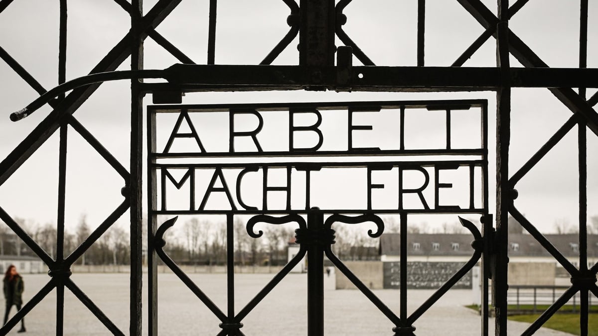 KZ-Abbildung mit Spruch „Impfen macht frei“ ist Volksverhetzung
