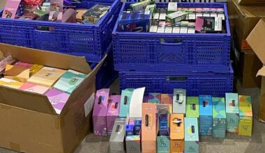 Discounter-Mitarbeiter entdecken ihre geklaute Ware auf Flohmarkt | Regional
