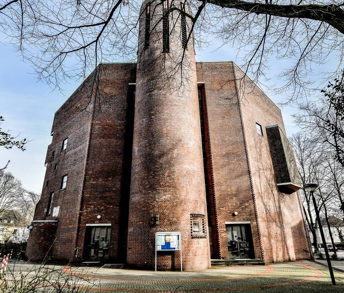 Kupferdiebe in Essen klauen ganzes Dach in Kirche