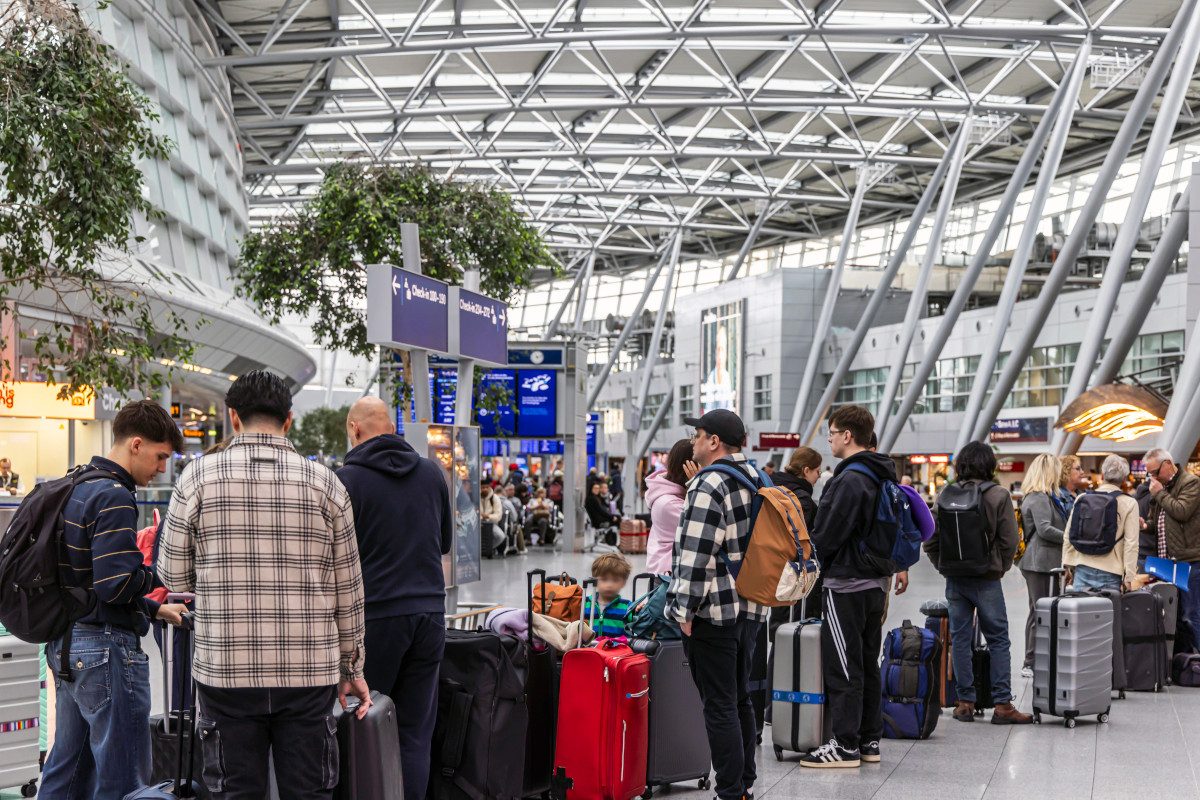 Flughafen Düsseldorf & Köln/Bonn: Chaos in den Oster-Ferien droht