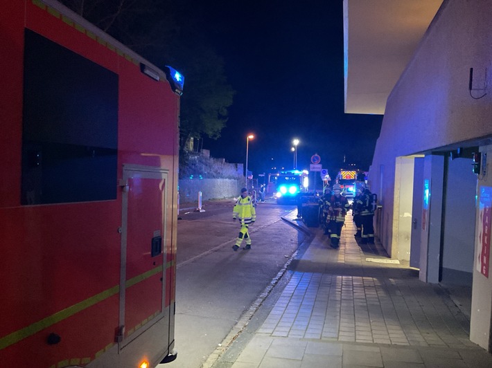 FW-BN: Brandmeldeanlage verhindert Schlimmeres - Brand in einem Gastronomie Bereich in einem Hotelkomplex