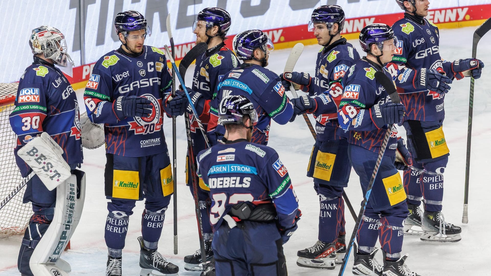 Eisbären Berlin - Adler Mannheim