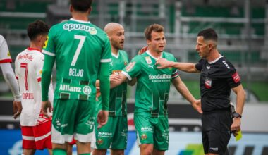 Ausgewechselter kehrt zurück - und sieht kuriose Rote Karte