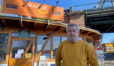 Frankfurter Kult-Kiosk "Orange Beach" am Main muss Bahn-Projekt weichen