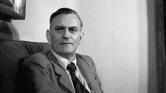 Adolf Grimme bei der Wahl des NWDR Verwaltungsrates 1948. © NDR/NWDR/Harry Horn 