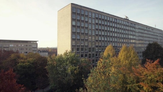 Ein Gebäude vom Grindelhochhäuser-Komplex  