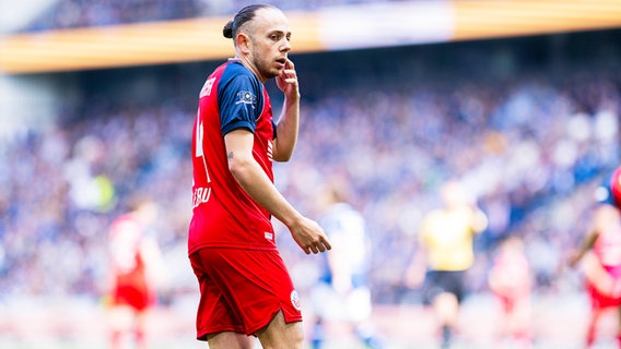 Rostocks Adrien Lebeau © IMAGO / Noah Wedel 