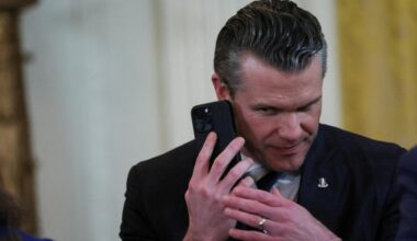 Signal-Affäre: Hegseth benutzte laut Berichten privates Handy
