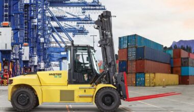 TOC Europe 2025: Hyster präsentiert skalierbare Energielösungen für den Hafenbetrieb - Gabelstapler | News | LOGISTRA