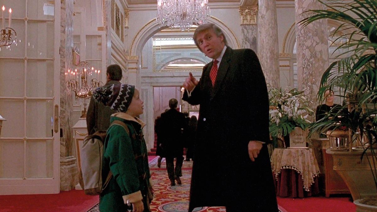 Regisseur Chris Columbus klagt: Donald Trumps "Kevin - Allein in New York"-Auftritt ist ein "Fluch"
