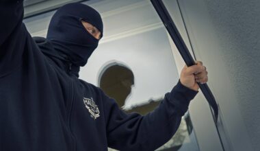 Berlin: Räuber rasen mit Auto in Mall - was sie klauen, überrascht