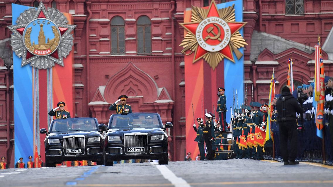 Parade zum Weltkriegs-Gedenken in Moskau. Einen von der Ukraine und den USA vorgeschlagenen bedingungslosen Waffenstillstand hat Russland vor Wochen abgelehnt.