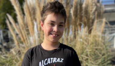 Tom Weiß (11) präsentiert Nachfolger von Sylt-Buch