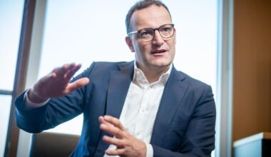 Spahn fordert anderen Umgang mit der AfD im Bundestag