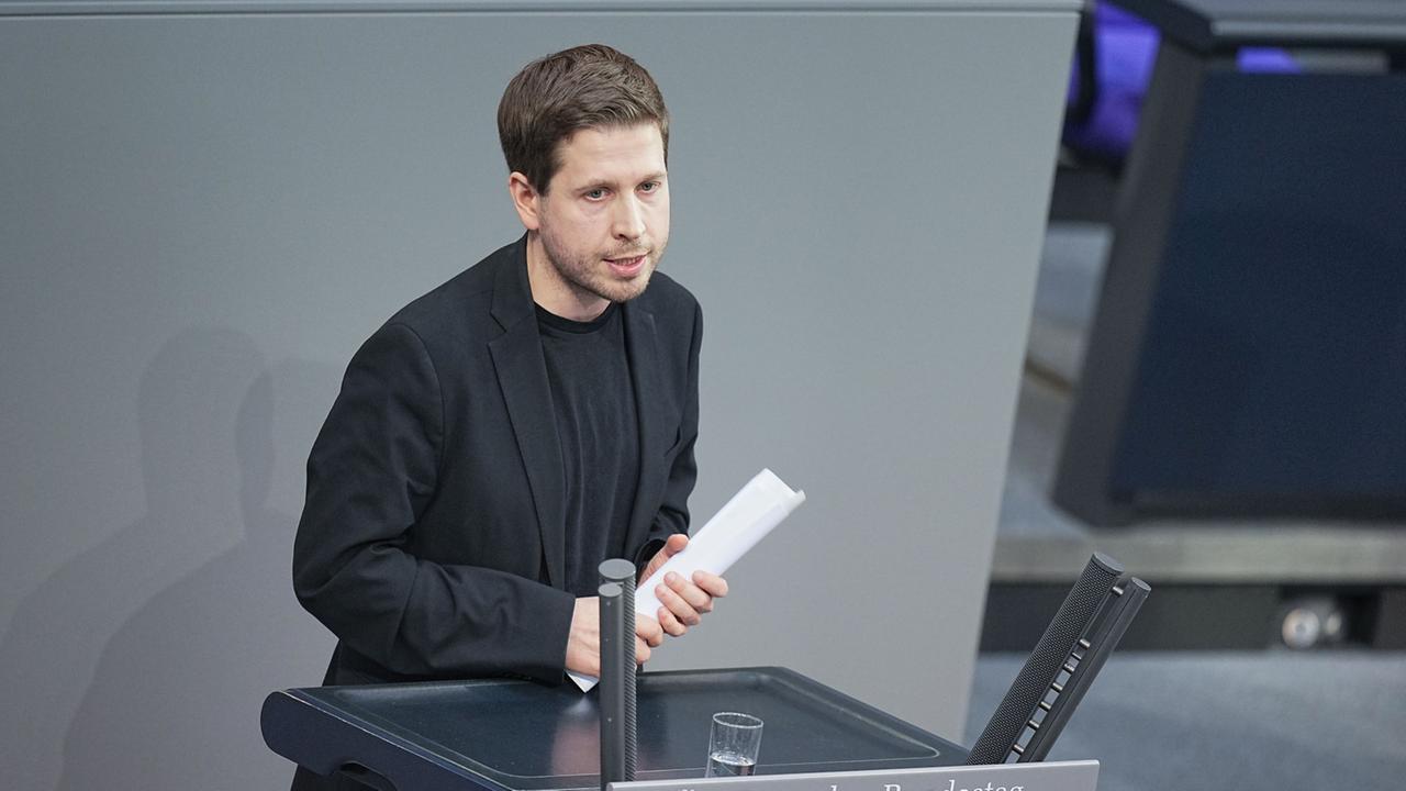 Kevin Kühnert begründet Rücktritt mit Angriffen und Bedrohungen