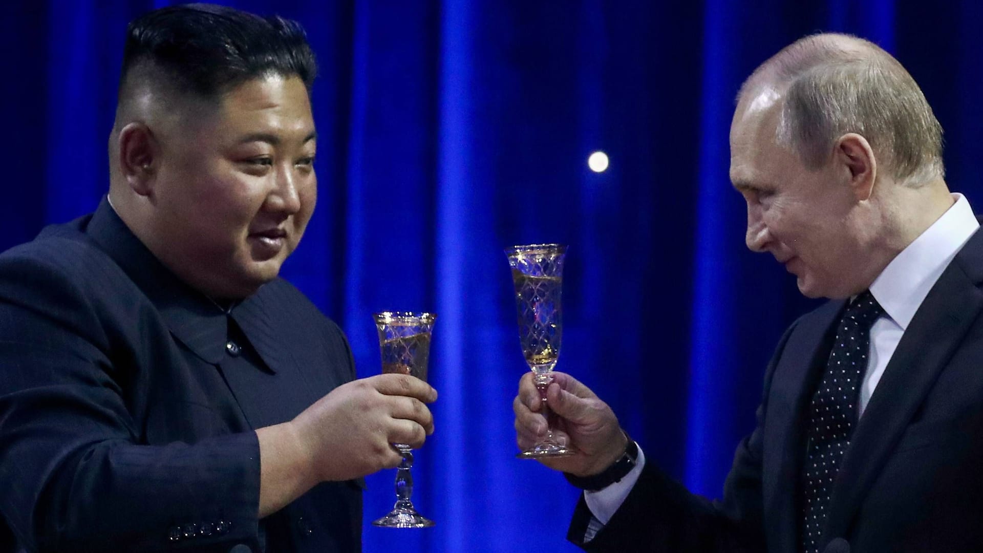 Kim Jong-un und Wladimir Putin: Nordkorea liefert Russland Waffen und Söldner.