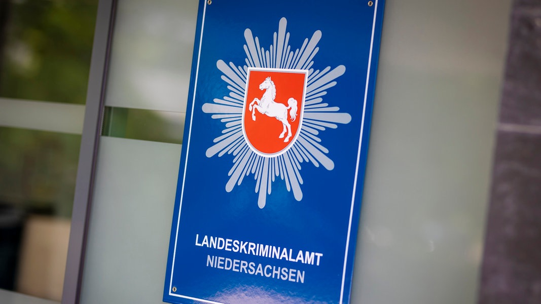Corona-Hilfen in Millionenhöhe erschlichen? Razzien in Niedersachsen | NDR.de - Nachrichten - Niedersachsen