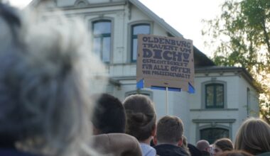 Oldenburg gedenkt des durch Polizeischüsse getöteten Lorenz A. | NDR.de - Nachrichten - Niedersachsen