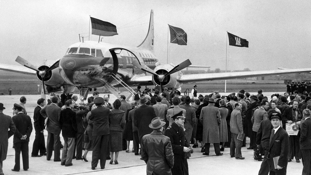 Vor 70 Jahren: Lufthansa startet Liniendienst in Hamburg | NDR.de - Geschichte
